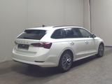 Skoda Octavia Kombi 2.0 TDI Tour Navi LED+ vc AHK RFK - Skoda Octavia: Kombi