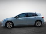 Volkswagen Golf 1.5 eTSI DSG Energy  AHK Navi LED Kamera PD - mit Benzin-Antrieb: Blau