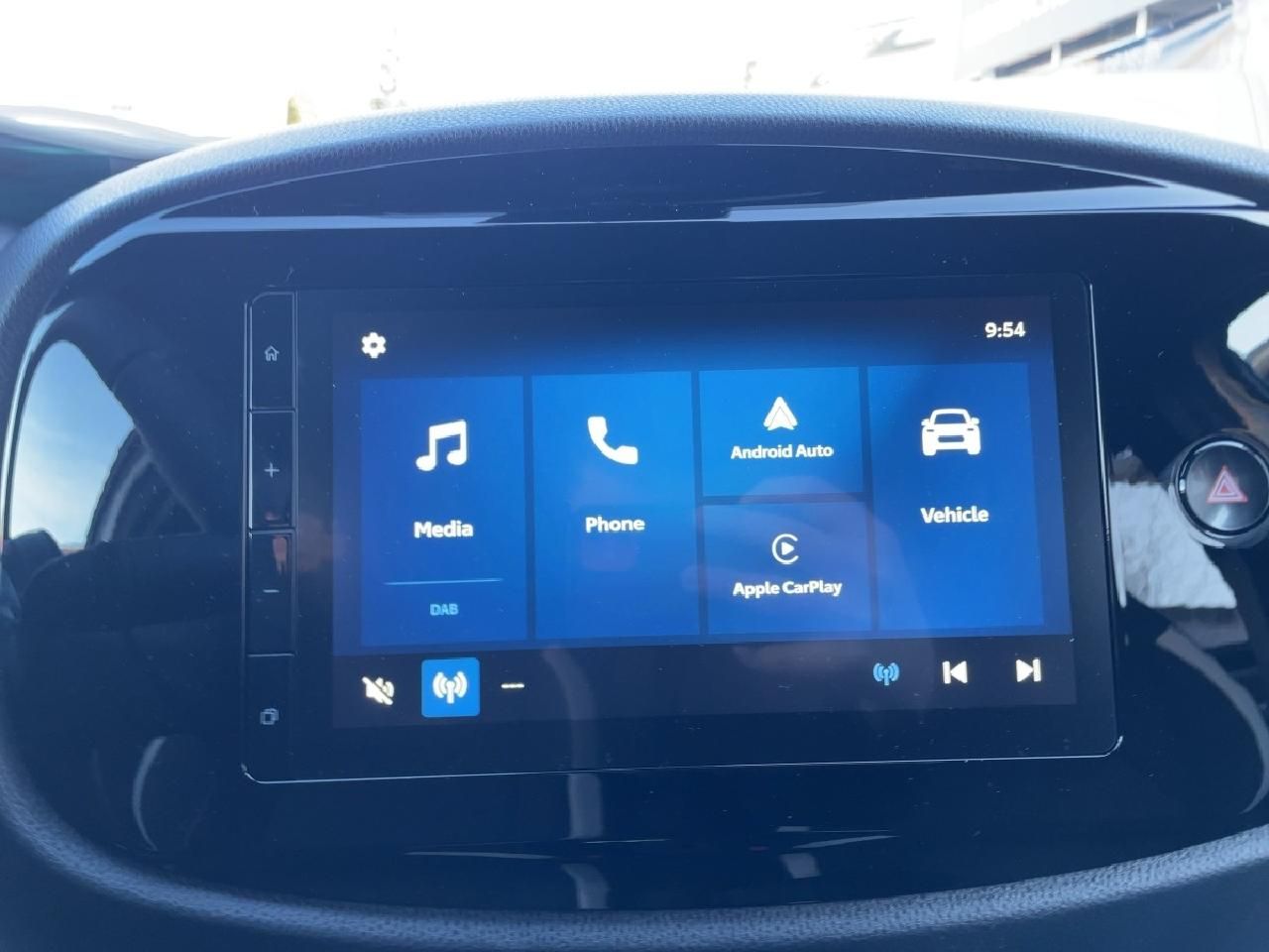Fahrzeugabbildung Toyota Aygo X 1,0 l Teamplayer