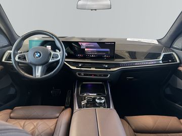 BMW X7 - 12