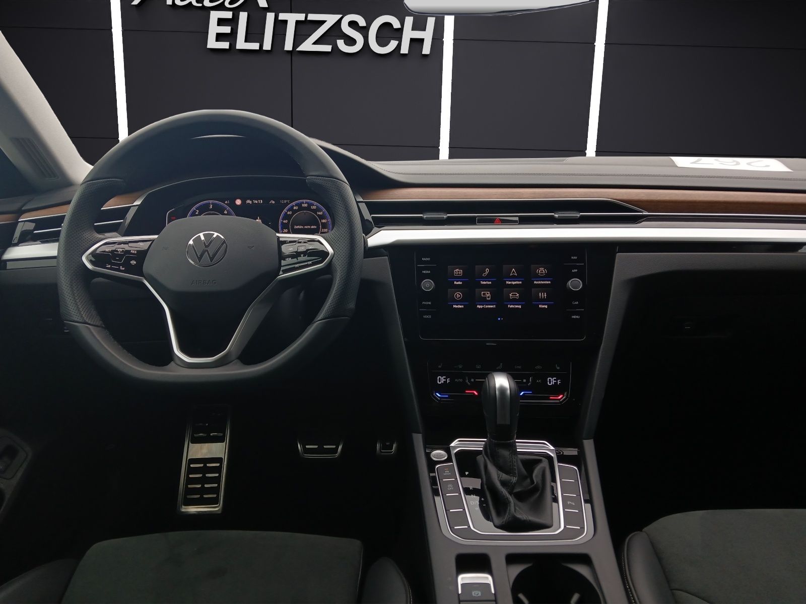 Fahrzeugabbildung Volkswagen Arteon SB TDI Elegance Keyless AHK Kamera ACC