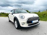 MINI Cooper mit Anhängerkupplung in Pepperwhite - MINI MINI: Weiß, Pepper