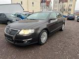 Volkswagen Passat 2.0 TDI 125kW Highline Xenon Navi Leder - Volkswagen Passat aus 2008: TDI