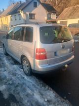 Volkswagen wv touran 7 sitzer - Volkswagen Touran mit Diesel-Antrieb: Kleinwagen