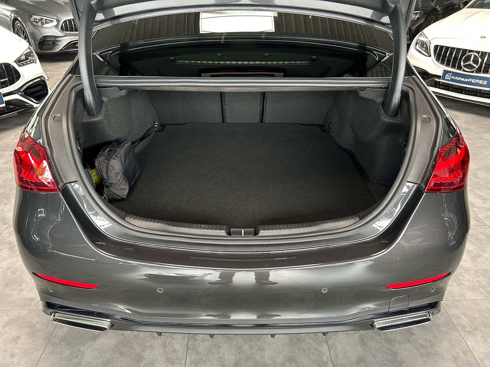 Mercedes-Benz C 400 - Bild 15