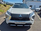 Mitsubishi Eclipse Cross Top PHEV 4WD - Mitsubishi Eclipse mit Panoramadach