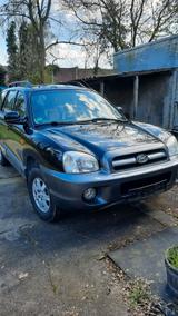 Hyundai Santa Fe 2.4 Motor - Hyundai SANTA FE mit LPG-Antrieb: Geländewagen