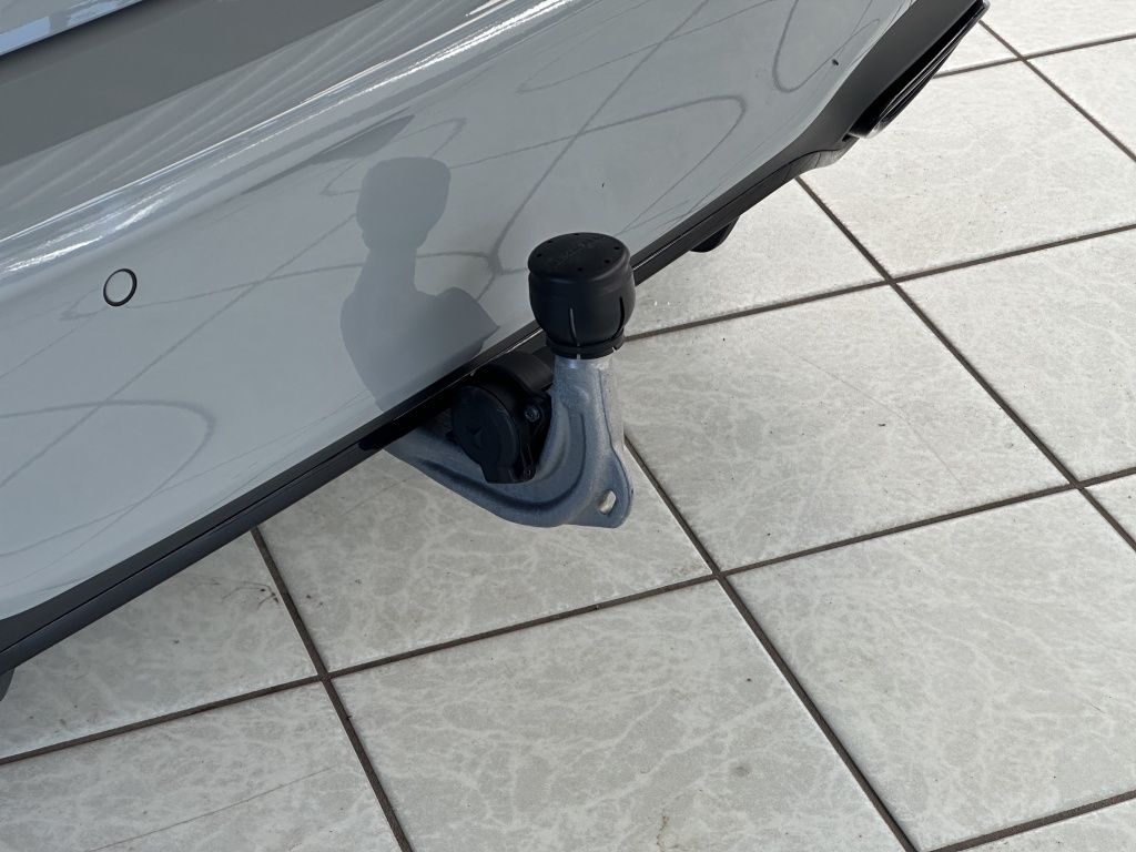 Fahrzeugabbildung Mercedes-Benz A 200 AMG*NIGHT*AHZV*RFK*LENKRHZG*DAB*AMBIENTE*