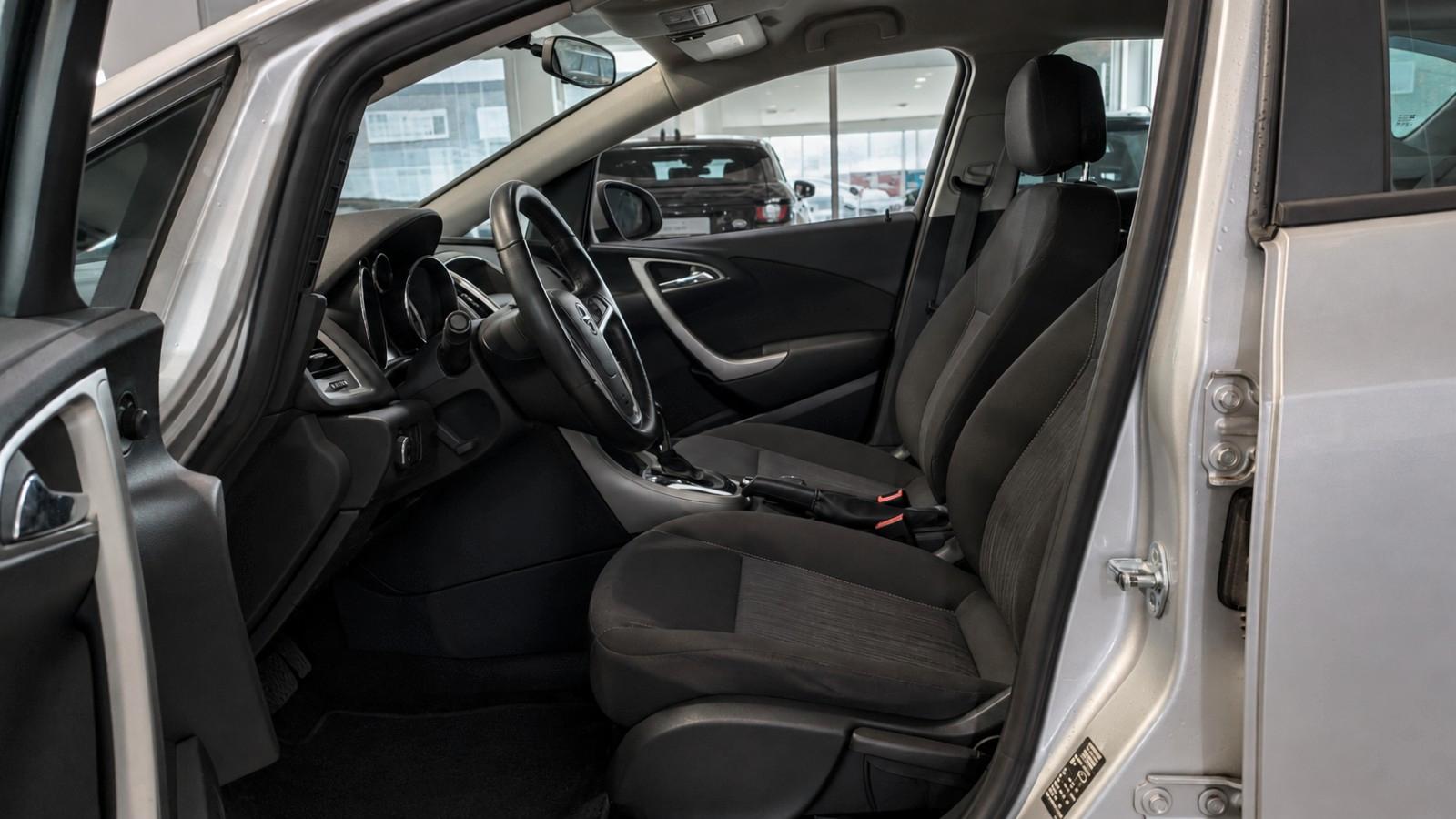 Opel Astra J Lim. 5-trg Edition *Erst 78tkm*Automatik
