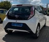 Toyota Aygo x-play *Tempom.*Garantie*2. Hand*Klima* - Toyota Aygo (X) Gebrauchtwagen