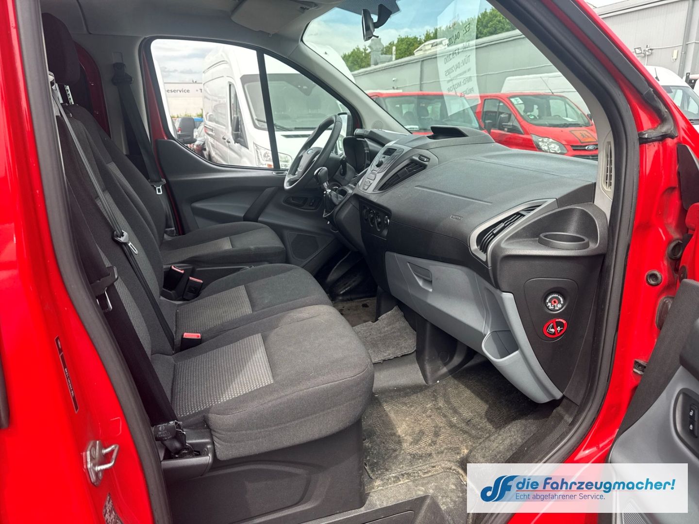 Fahrzeugabbildung Ford Transit Custom Kombi 300 L1 2.2 TDCi *4038 *EXPO