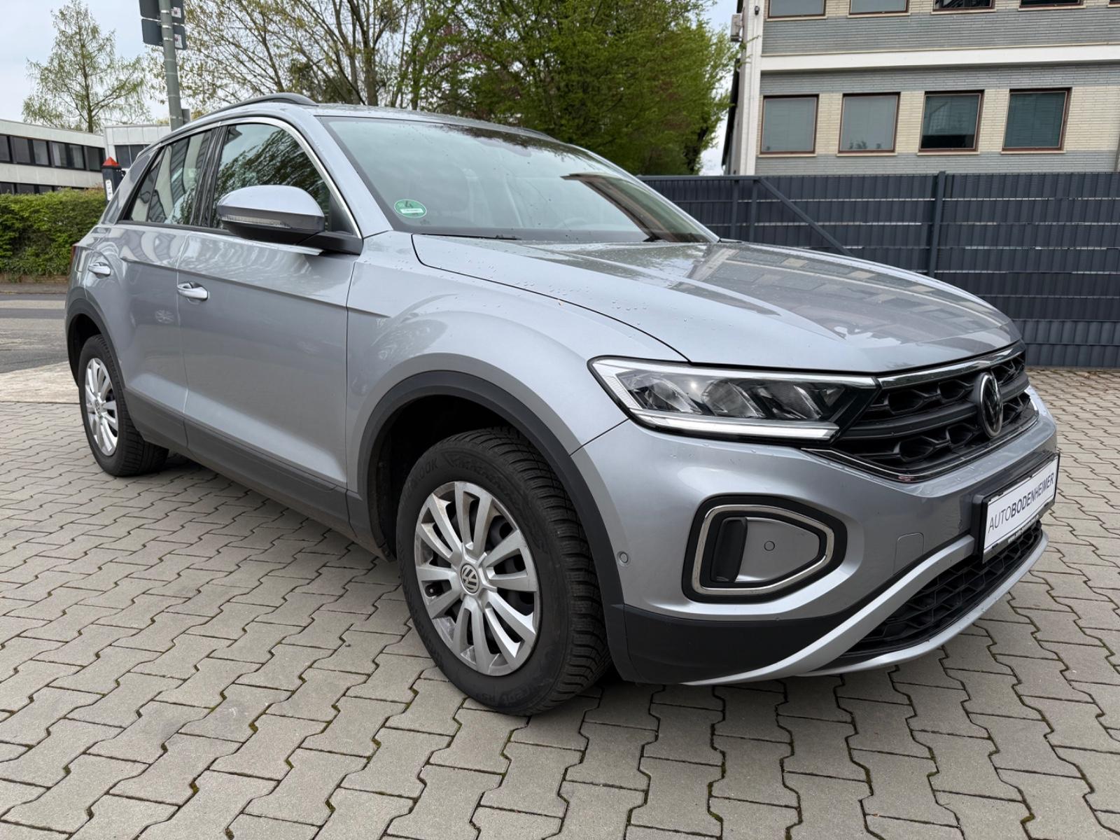 Volkswagen T-Roc 1.5 TSI Life Navi·Winter-Paket·AHK·CarPlay