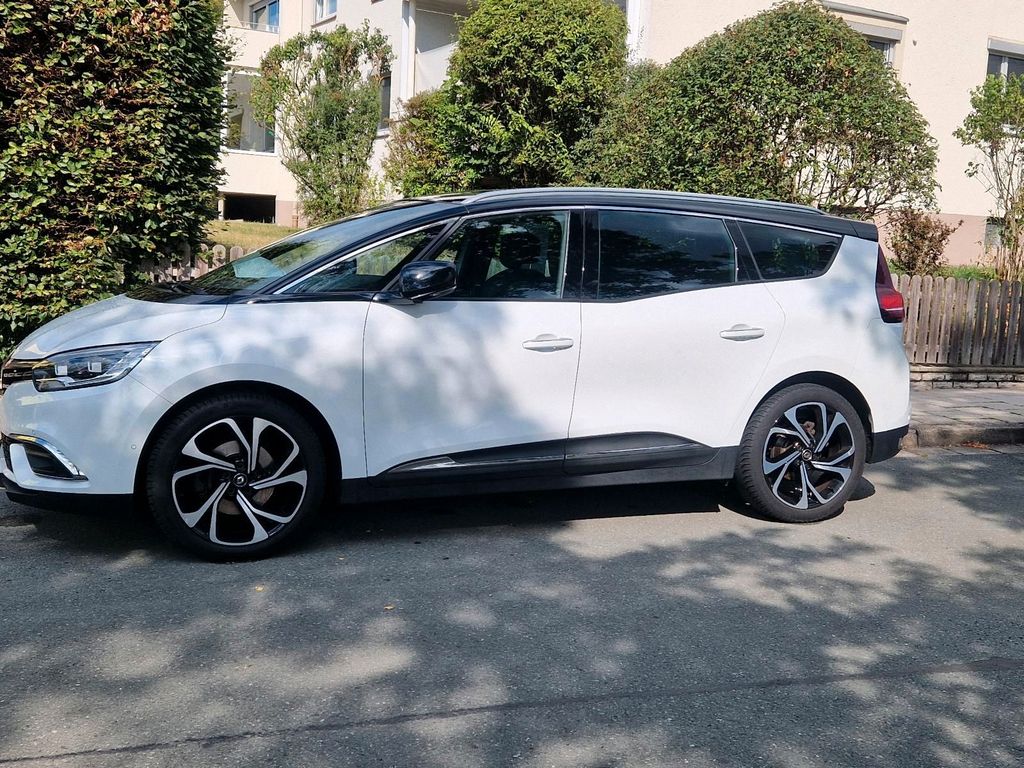 Image of Renault Scenic