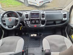 Challenger VIP 250, Fiat 140 PS, Länge nur 6,4 m