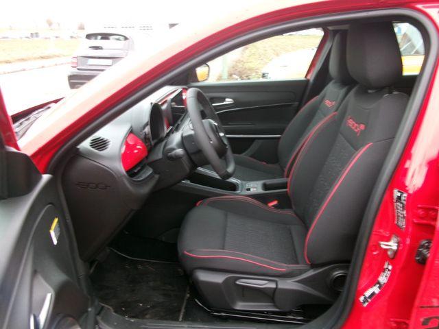 Fiat 600 e W Red Uconnect LED ACC AUT KlimaA PDC