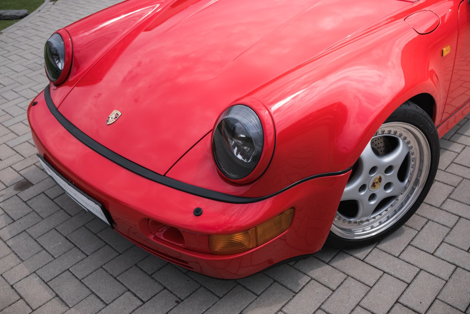 Fahrzeugabbildung Porsche 964 WTL Coupe-Lotec Biturbo-APCarDesign checked!