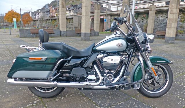 Harley-Davidson Road King Police