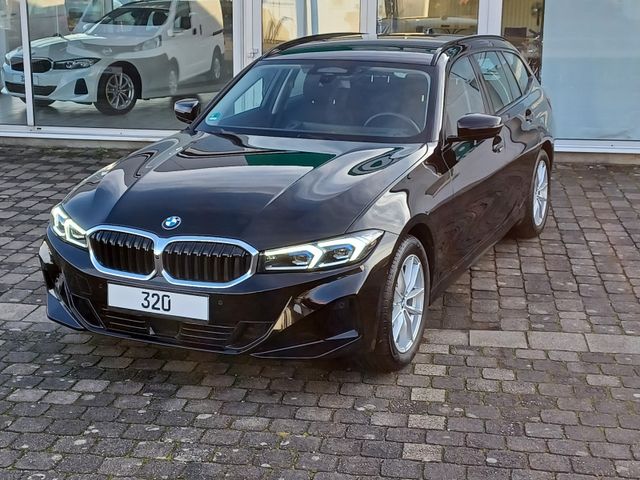 BMW 320d xDrive Touring Inno ACC HUD 360° Memory AHK