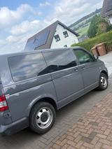 Volkswagen T5 Caravelle - scheckheftgepflegte VW T5 Caravelle