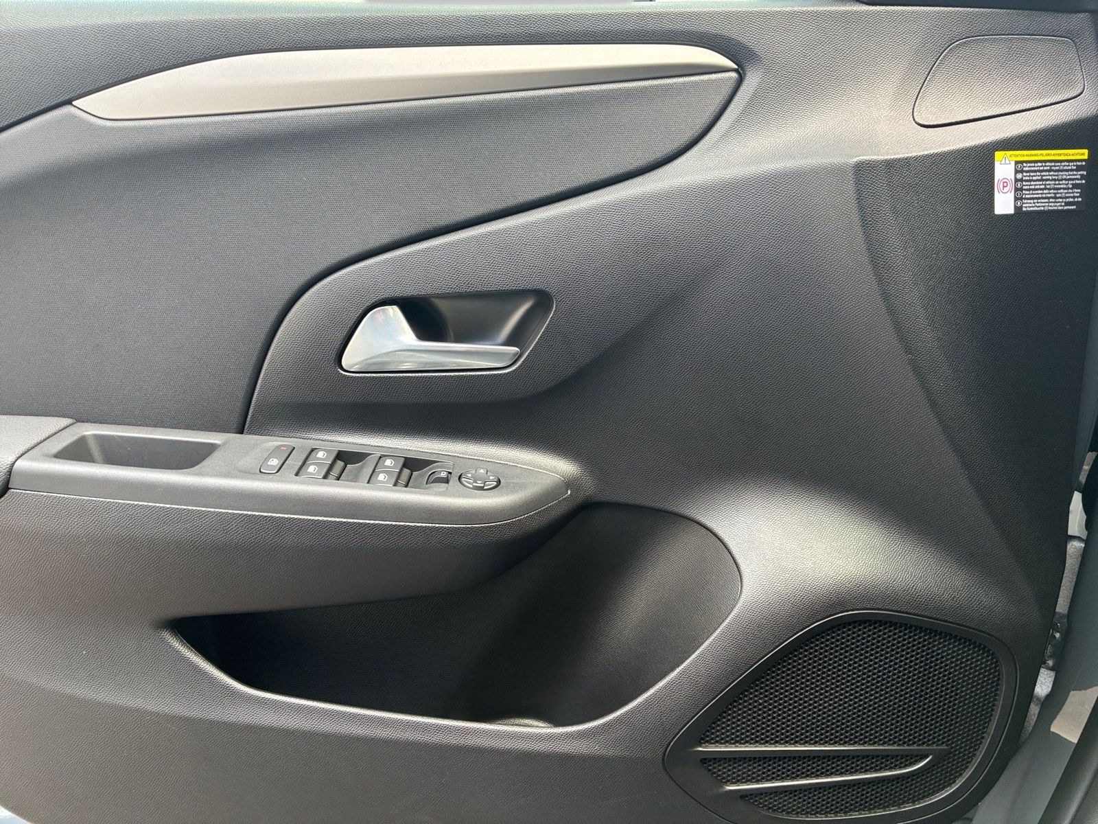Fahrzeugabbildung Opel Corsa F 1.2 Turbo Edition LED,SHZ,PDC,Facelift
