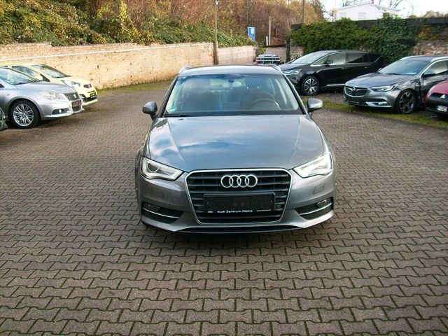 Audi A3 TDI 1.6 S tronic  Sportback, AC, PDC