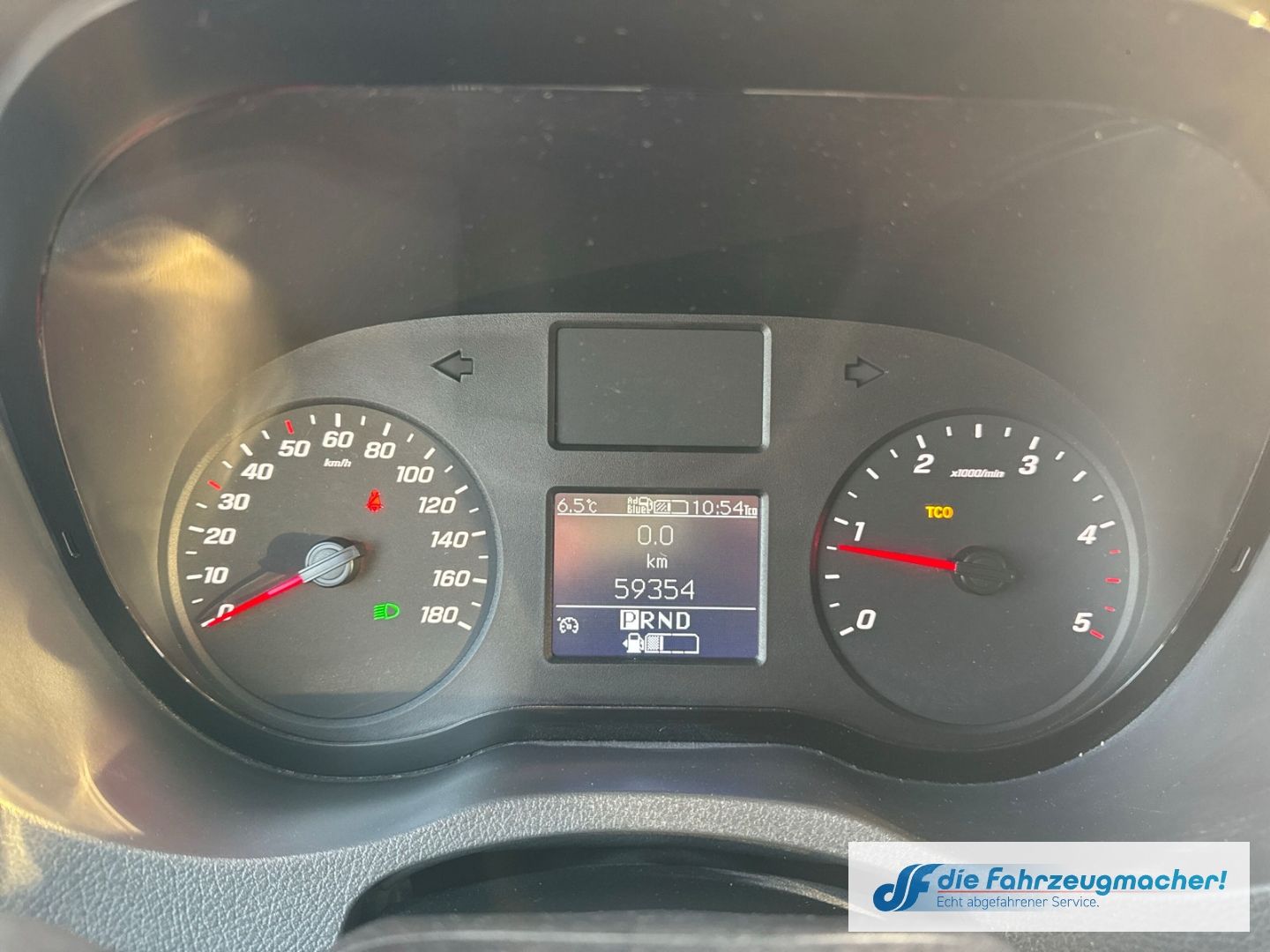 Fahrzeugabbildung Mercedes-Benz Sprinter III Kasten RWD AWD 317 CDI L3 L4 AHK D