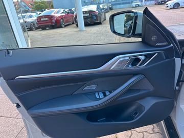 2025 Alpina B4 thumbnail 19