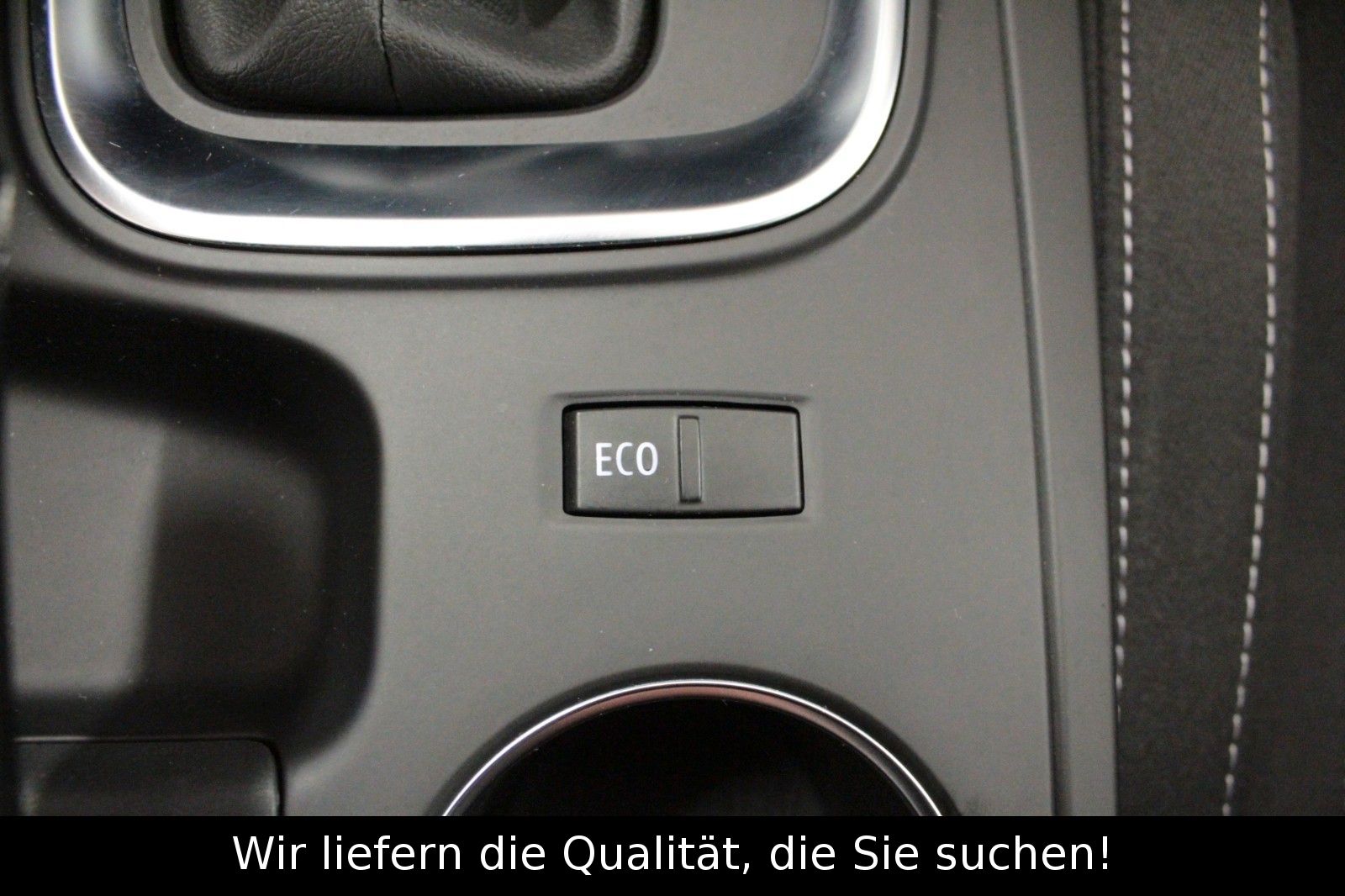 Fahrzeugabbildung Renault Megane TCe 140 EDC Zen Grdt.*R-Link*Sitzhzg*