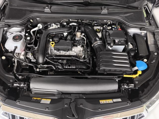 Fahrzeugabbildung SKODA Kamiq 1.0 TSI Essence LED GRA SITZHZG SPURASSIST