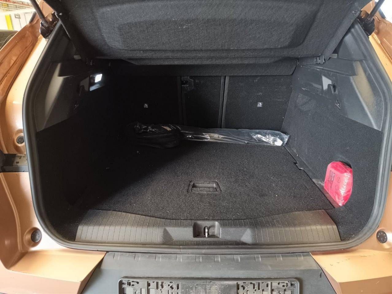 Fahrzeugabbildung Opel Grandland 1.2 Turbo GS MildHybrid 107KW Automati