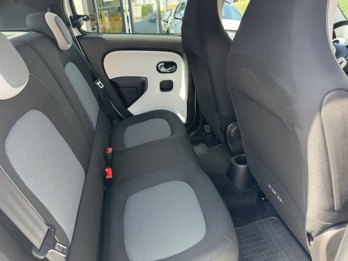 Fahrzeugabbildung Renault Twingo E-TECH ZEN Klima