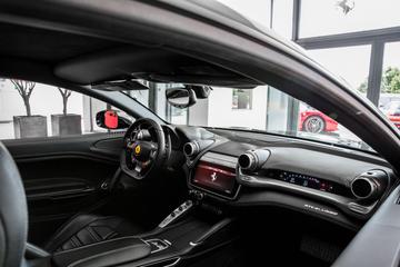 صورة مصغرة 17 لـ 2017 Ferrari GTC4LUSSO