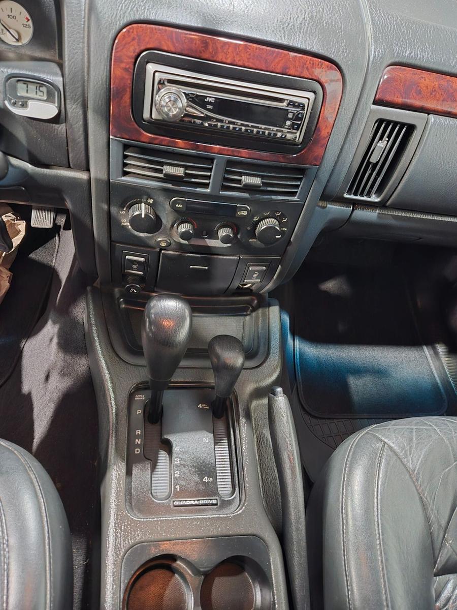 Jeep Grand Cherokee 2004 — photo 10