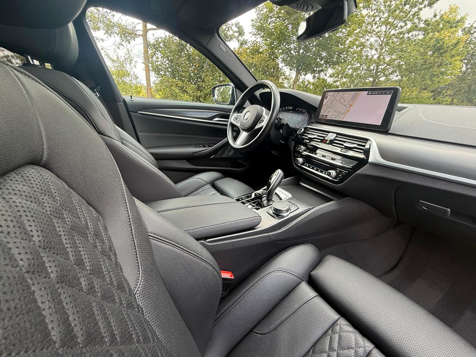 BMW 530d xDrive M-SPORTPAKET*ACC*PANO*B&W*SHADOW