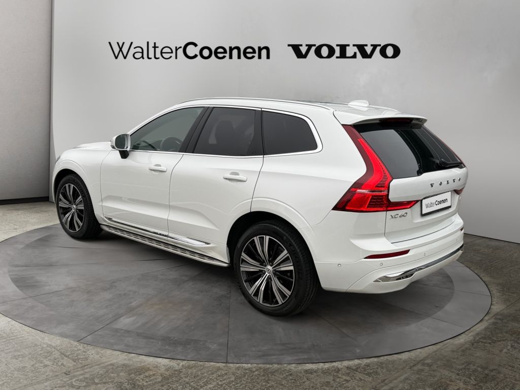 VOLVO XC60 B5 D AWD Ultimate Bright,B&W,AHK.STH Polest VOLVO XC60 B5 D AWD Ultimate Bright,B&W,AHK.STH Polest