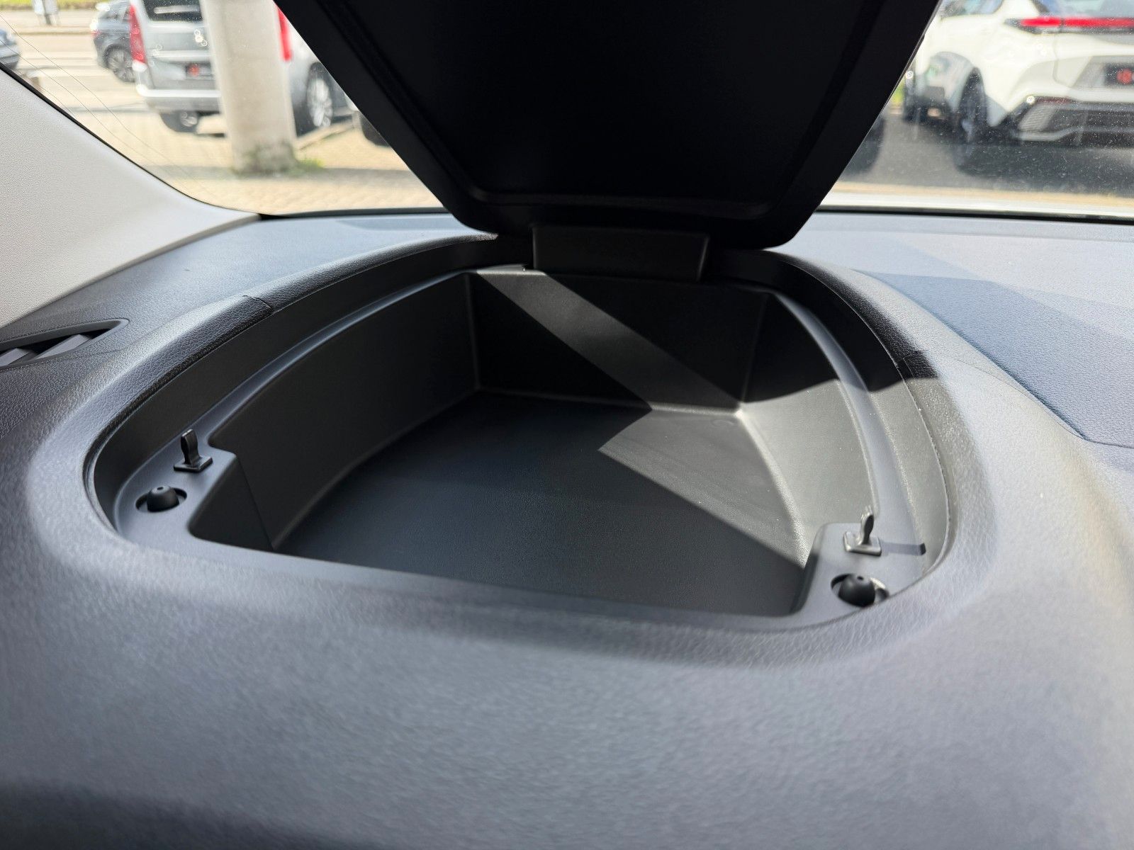 Fahrzeugabbildung Opel Combo E Cargo 1.5 D M Kamera,LED,PDC,Facelift
