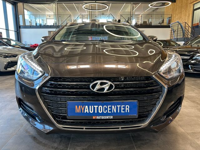 Hyundai i40 cw blue Premium *Navi*TOP*AHK*