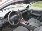 Mercedes-Benz C 220 CDI T Automatic, Xenon, Klima - Mercedes-Benz C 220 aus 2003: Cdi