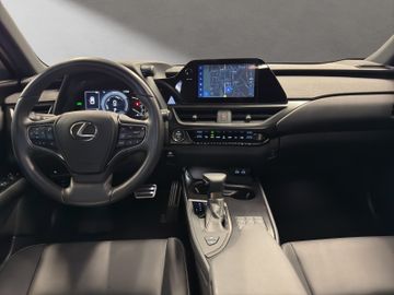 Lexus UX - 12