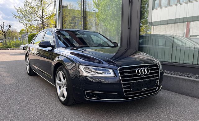 AUDI A8 4.0 TFSI L quattro*Softclose*Panorama*Standhz