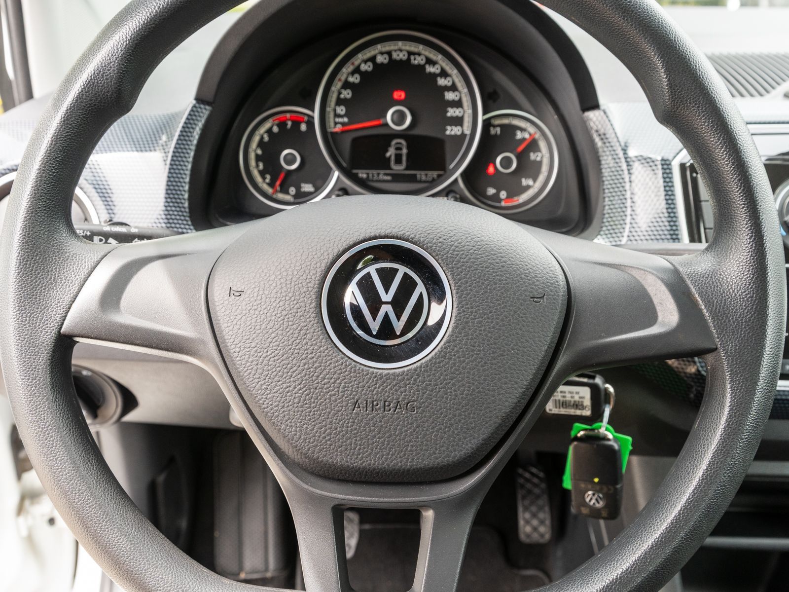 Volkswagen up! - Bild 18