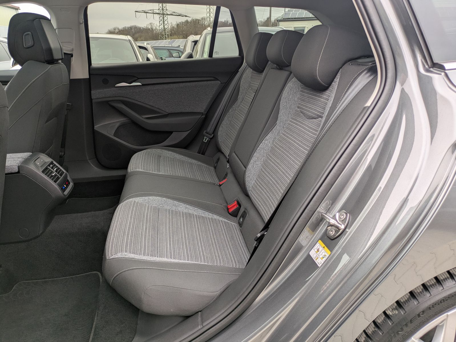 Fahrzeugabbildung SKODA Superb 2.0 TDI 4x4 Selection MATRIX*AHK*PANO*19"