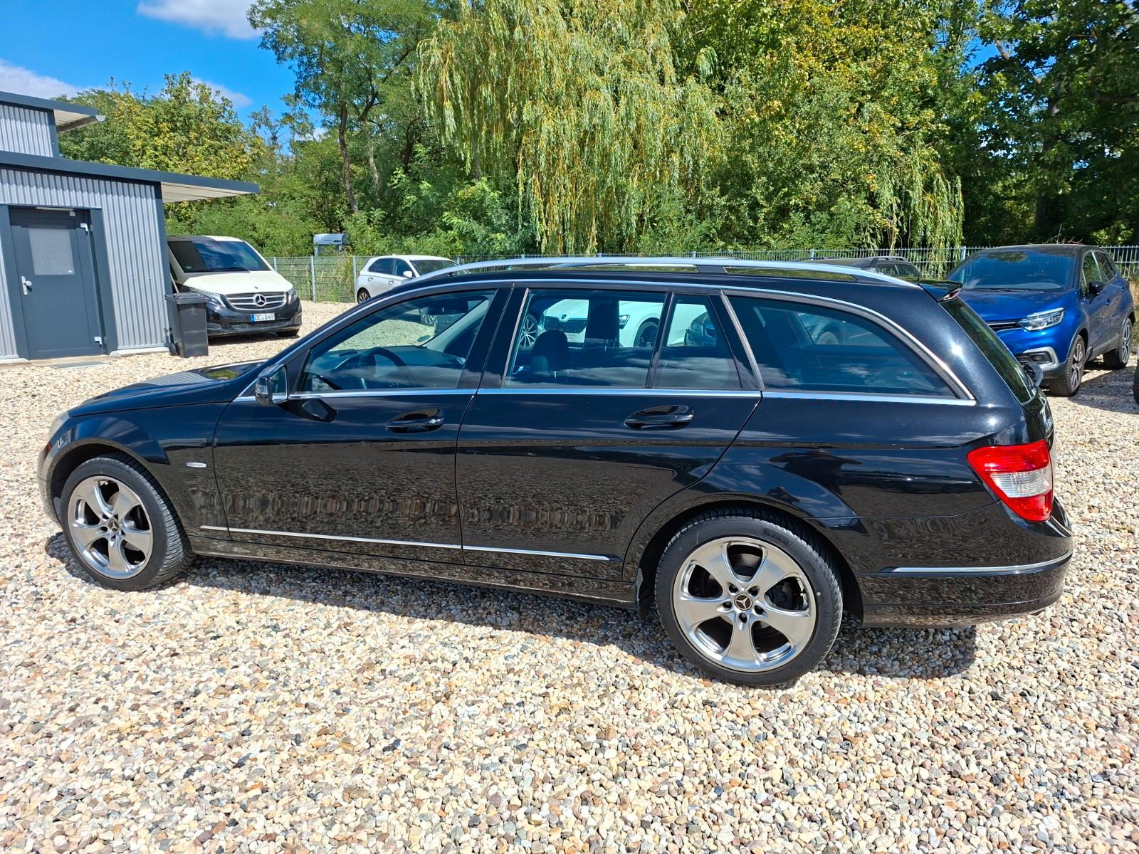 Mercedes-Benz C180 2009 — photo 7