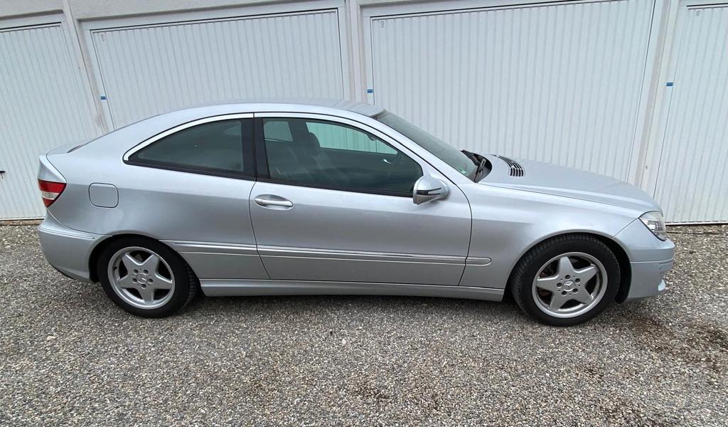 Mercedes-Benz CLC 200