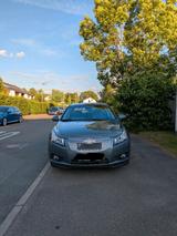 Chevrolet Cruze 1,8 LS *TÜV NEU* - Chevrolet Cruze aus 2011