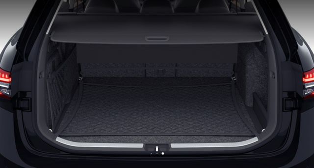 Skoda Superb 2.0 TDI 4x4 L&K Combi *AHK*PANO*STHZ*360°