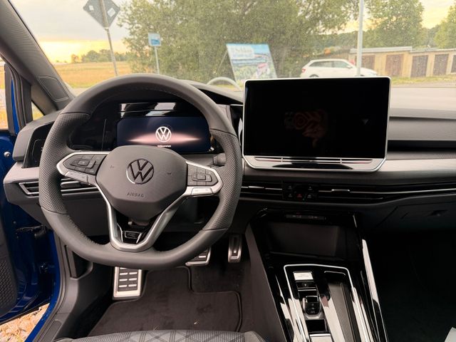 Volkswagen Golf Variant 1.5 eTSI 150PS R-Line, MATRIX, AHK