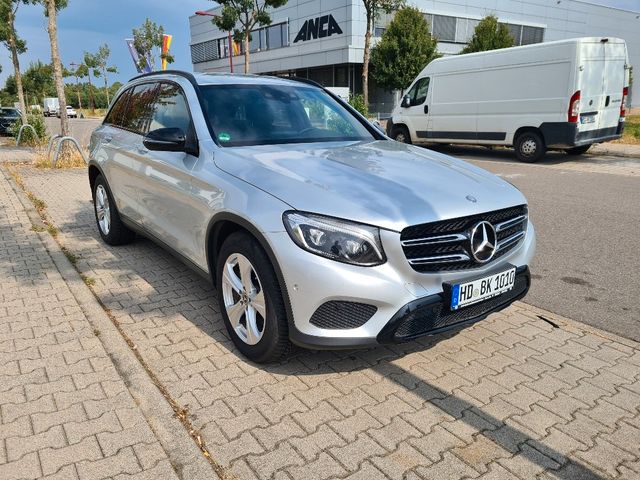 MERCEDES-BENZ GLC 250 d 4Matic Leder Led Navi Lenkrad Heizung