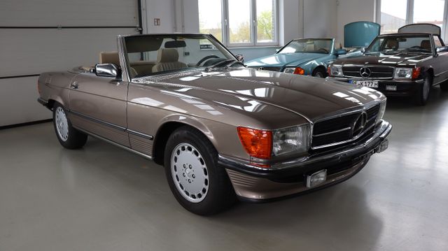 Mercedes-Benz 560 SL fantastischer Zustand