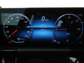 2021 Mercedes-BENZ EQA — миниатюра 12